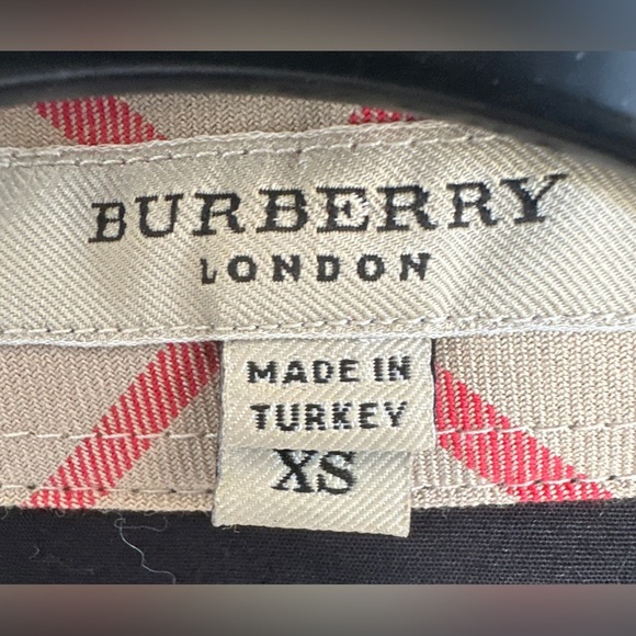 Burberry Classic Black/Nova Check Button-up Cotton Shirt - Picture 5 of 7